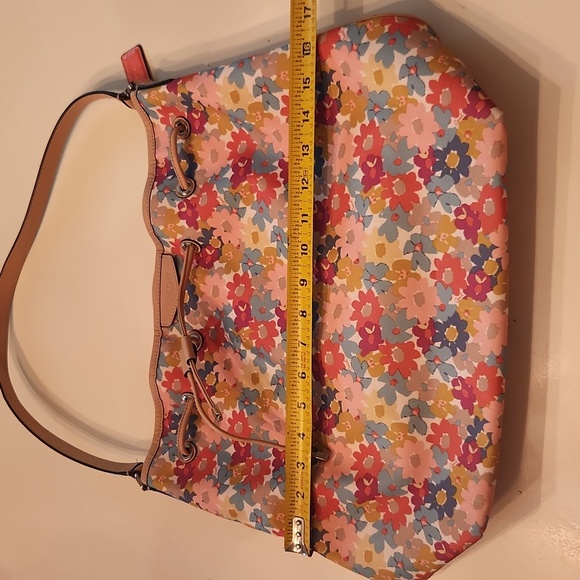 Coach Designer Floral Print Canvas Pink Colorful Drawstring handbag Purse - Picture 12 of 13